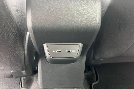 Volkswagen Polo Photo autoimg-8bdcb881b7cb0d615b1ca0ef961a4d68a651940b.jpg