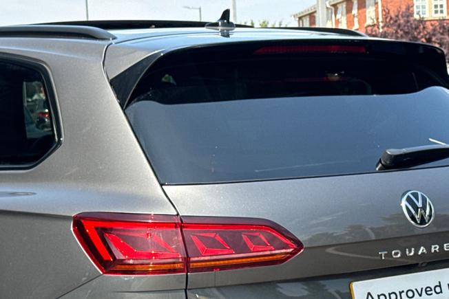 VOLKSWAGEN Touareg Photo 49