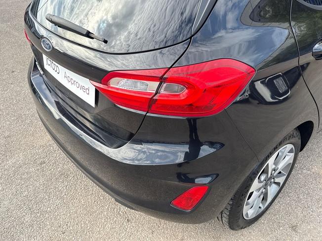 FORD Fiesta Photo 22