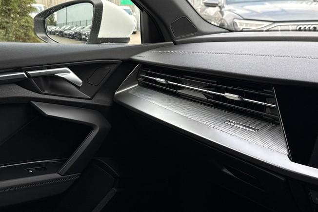 AUDI A3 Photo 36