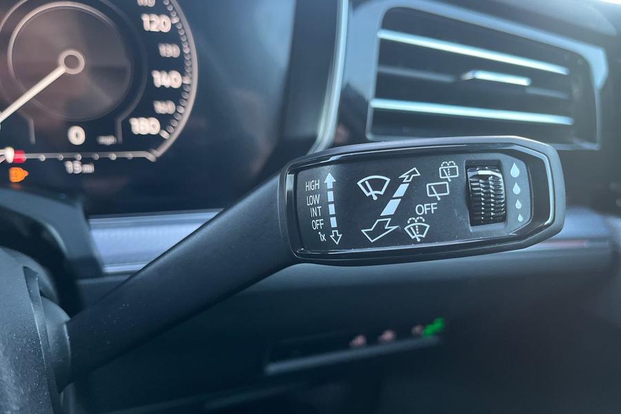 Volkswagen Touareg Photo autoimg-8be536c0d53004e14bffb43ffbd216889b50ba13.jpg