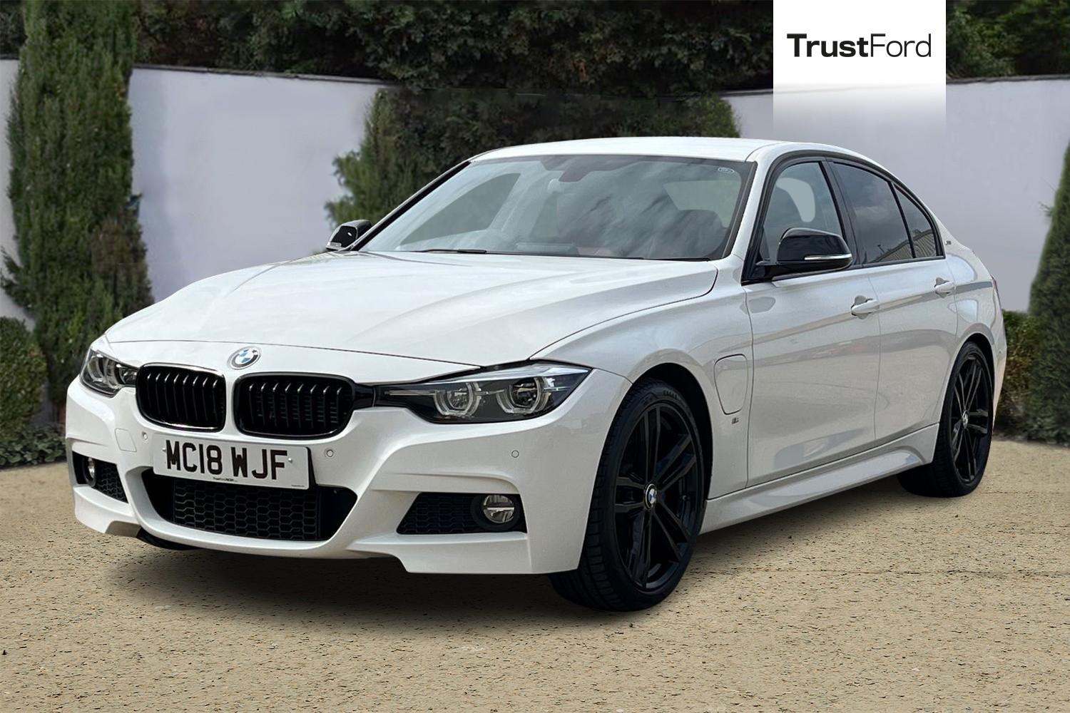 BMW 3 Series Photo 4