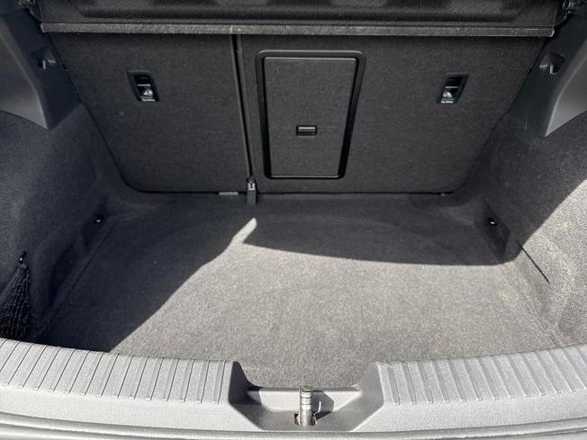 SEAT Leon Photo 12