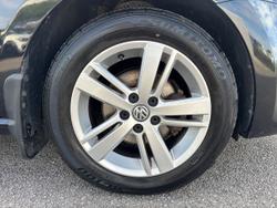 VOLKSWAGEN Polo Photo 5