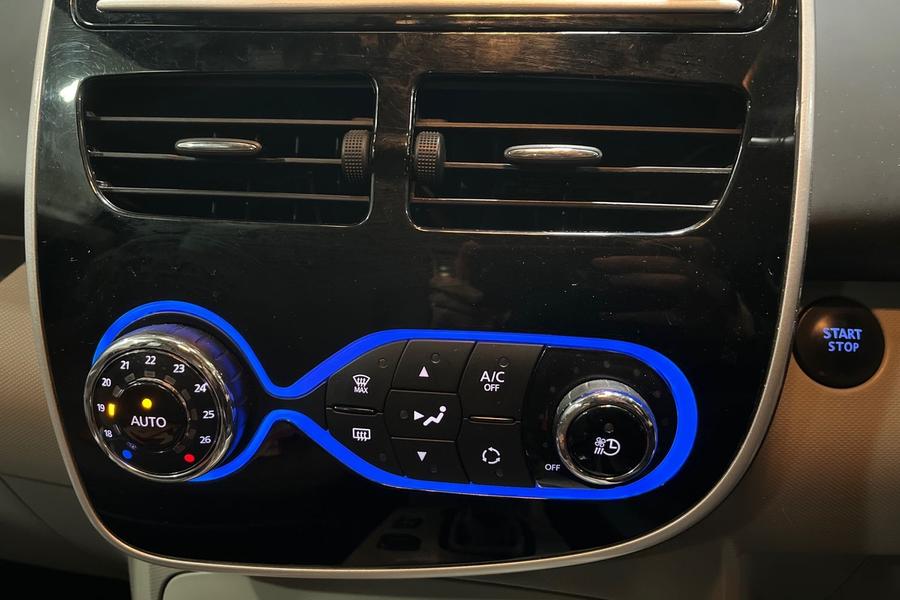Renault ZOE Photo autoimg-8bec8c93e6debab32862b63568f5253e0e6b1dd7.jpg