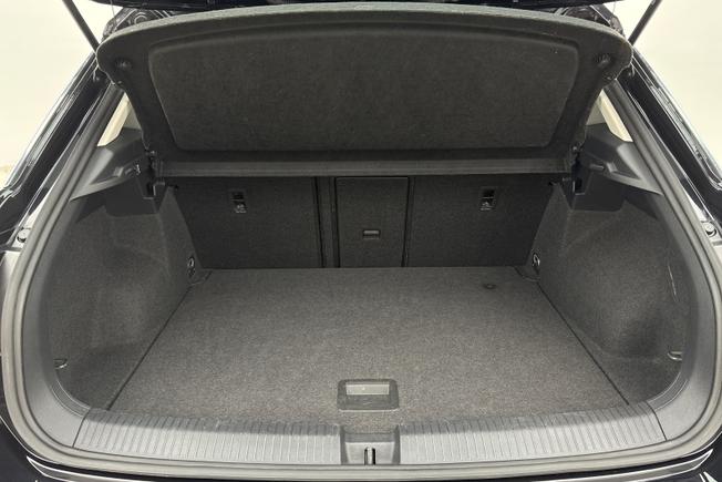 VOLKSWAGEN T-ROC Photo 12