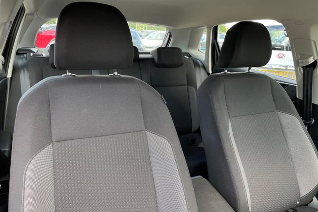 VOLKSWAGEN Polo Photo 25