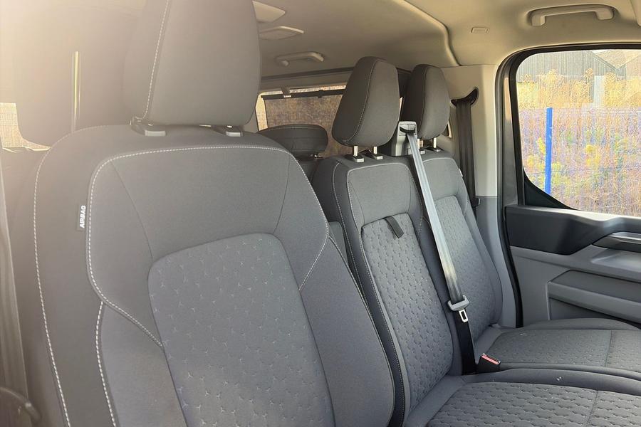 Ford TOURNEO CUSTOM Photo autoimg-8beeb05c30405c9994f472bb5c6be2cc6f0837e1.jpg
