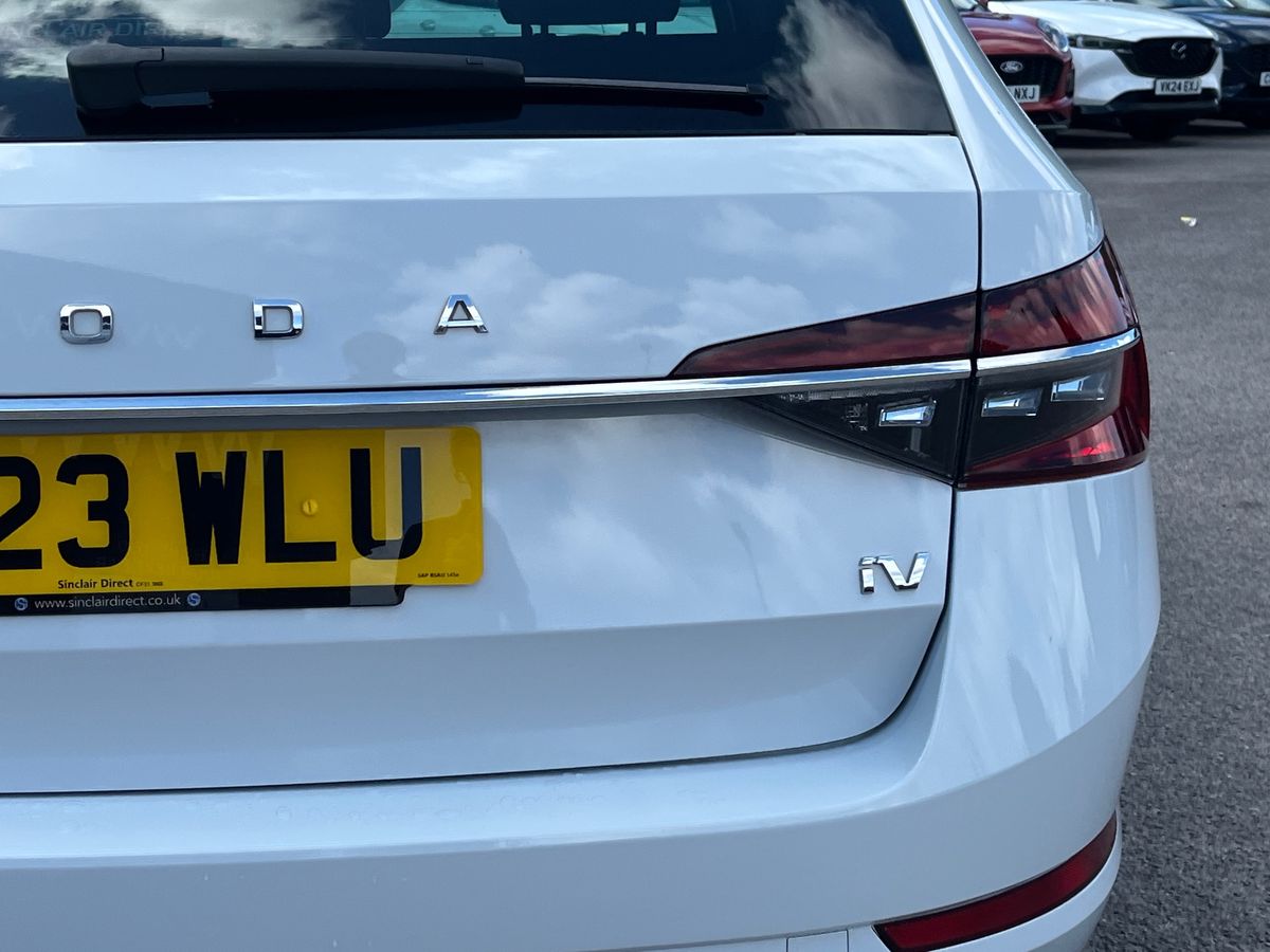 Skoda Superb Photo 20