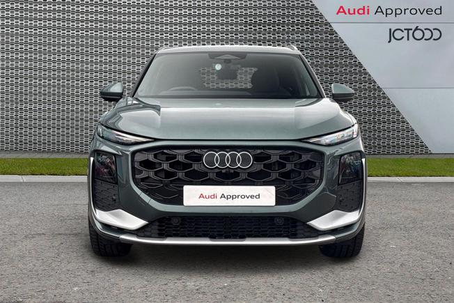 Audi Q3 Photo 8