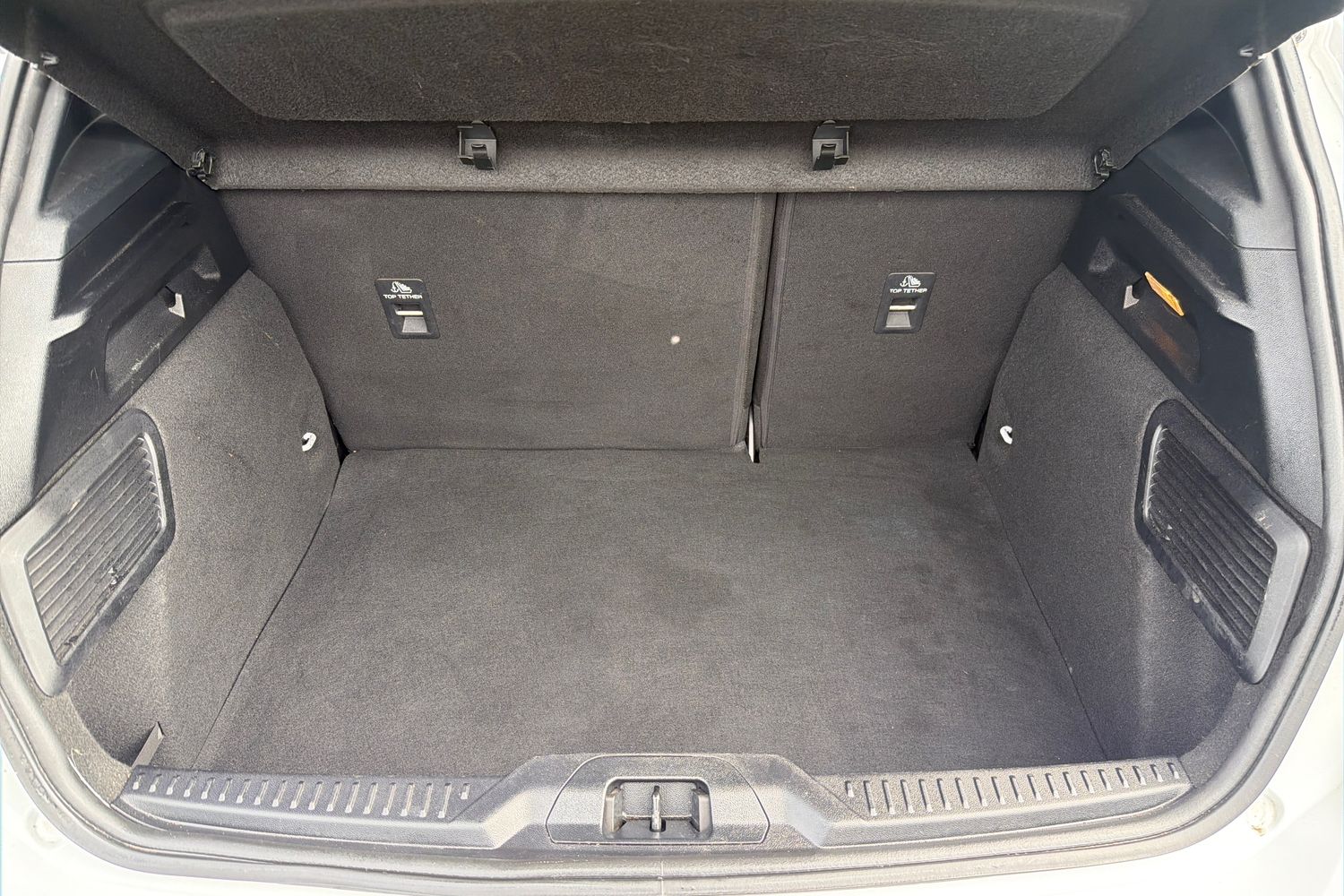 Ford FOCUS Photo 20