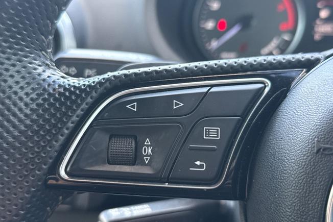 AUDI S3 Photo 16