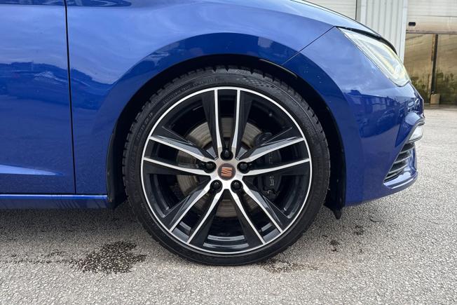 SEAT Leon Photo 5