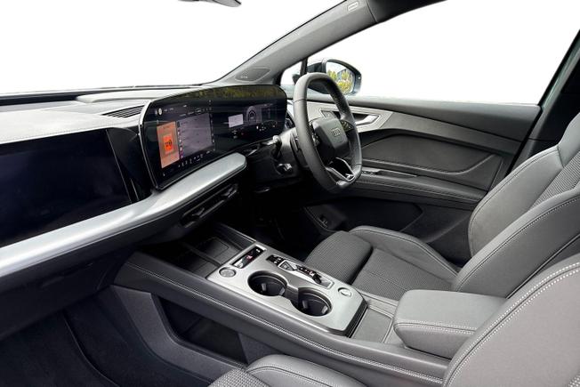 Audi Q4 E-Tron Photo 2