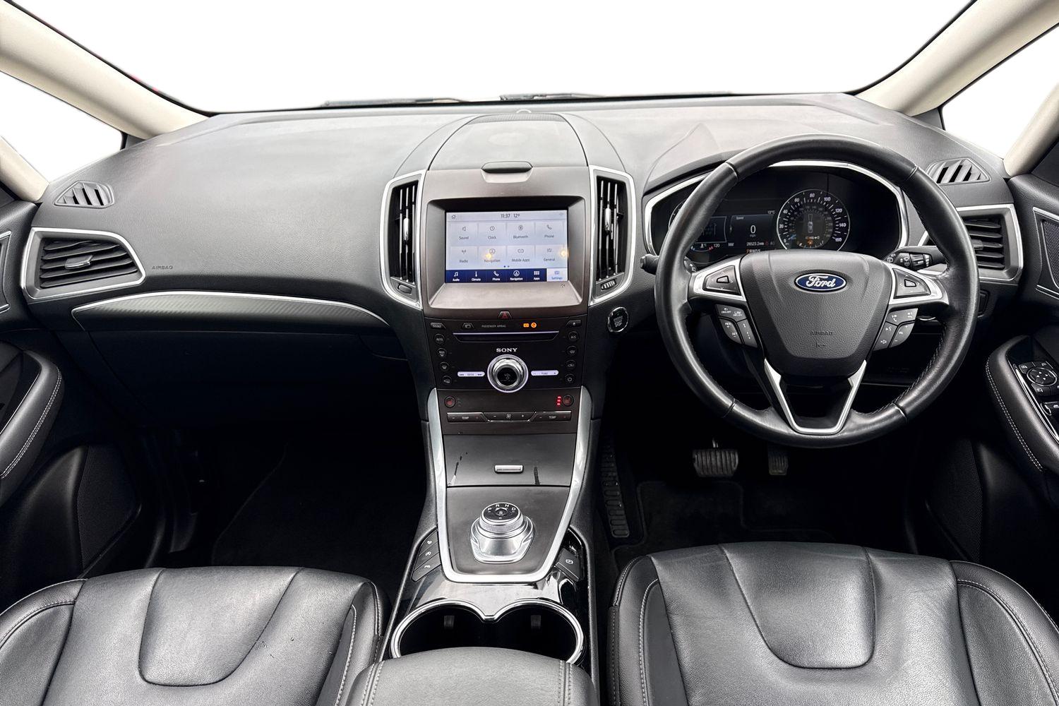 Ford S-MAX Photo 9