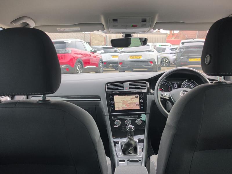 Used Volkswagen Golf NY19PXJ 35