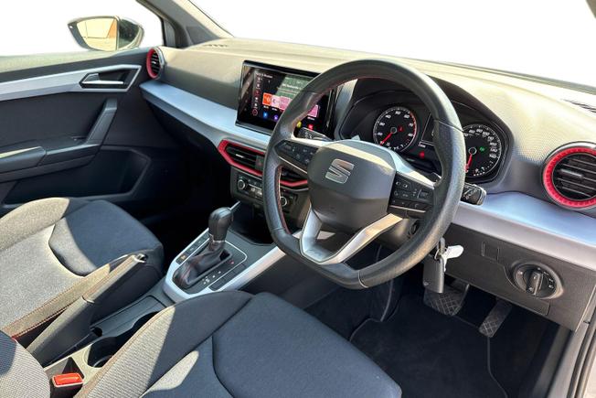 SEAT Arona Photo 6