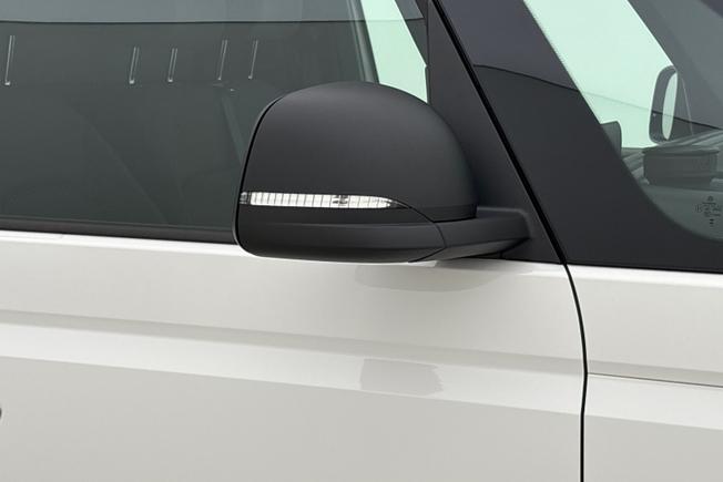 VOLKSWAGEN Id. Buzz Cargo Photo 20