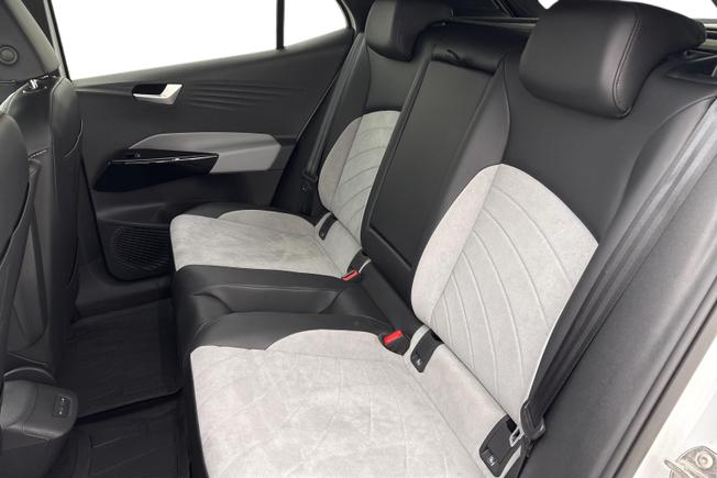VOLKSWAGEN ID.3 Photo 9