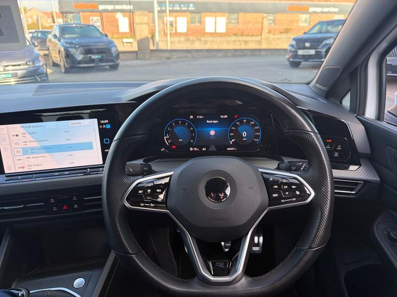 Used Volkswagen Golf BF22BWY 32