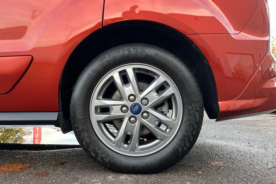 Used Ford TOURNEO CONNECT 8