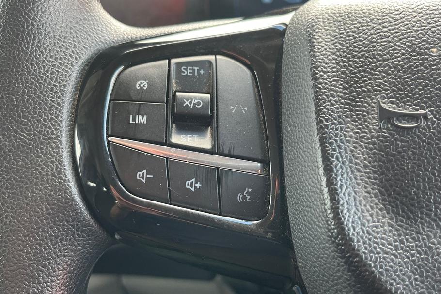 Used Ford TRANSIT CUSTOM WP75FXH 26