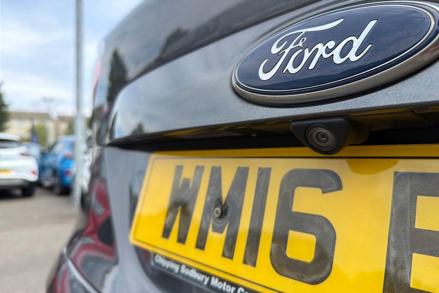 Ford KUGA Photo autoimg-8c12e789ba455cab92960bd7a9d17f91880452b7.jpg