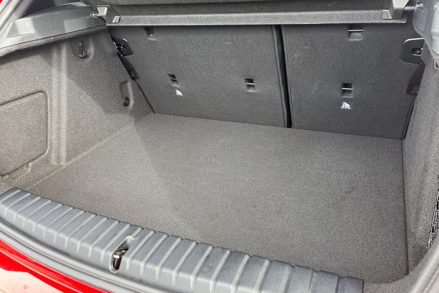 BMW 1 Series Photo autoimg-8c13ba3d4c4a1fc8230875efa335634a001a5734.jpg