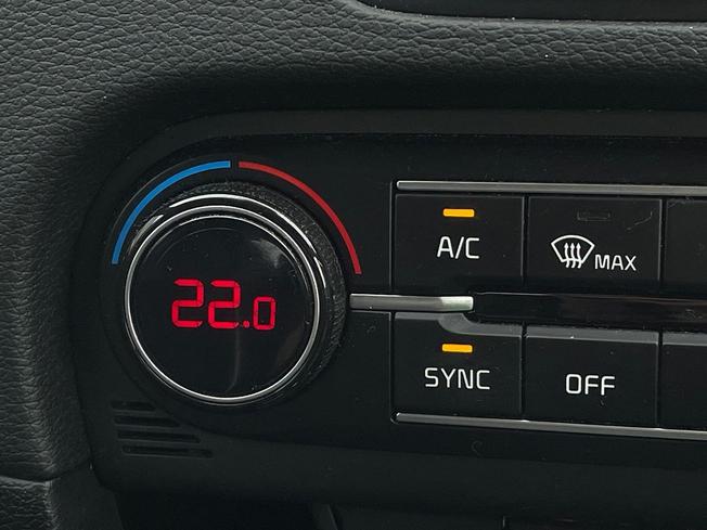 KIA Ceed Photo 46