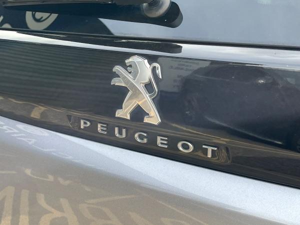 Peugeot 5008 Photo autoimg-8c1714611dce824ae6d48b4af2ab9f33102021b8.jpg