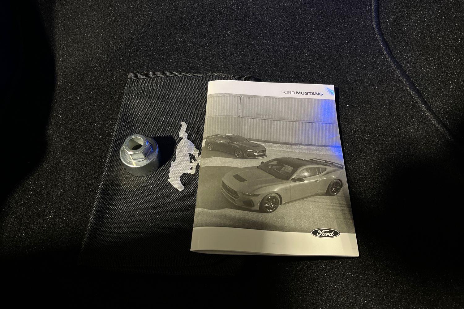 Ford MUSTANG Photo 21