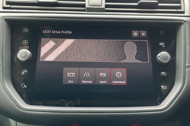 SEAT Arona Photo 30