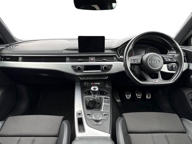 Audi A4 Photo 10