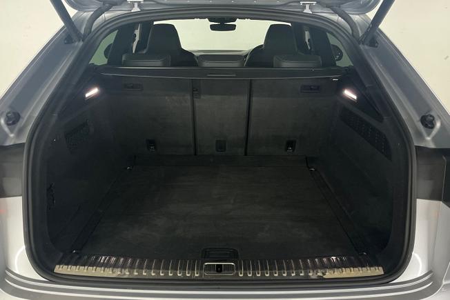 AUDI Sq8 Photo 12