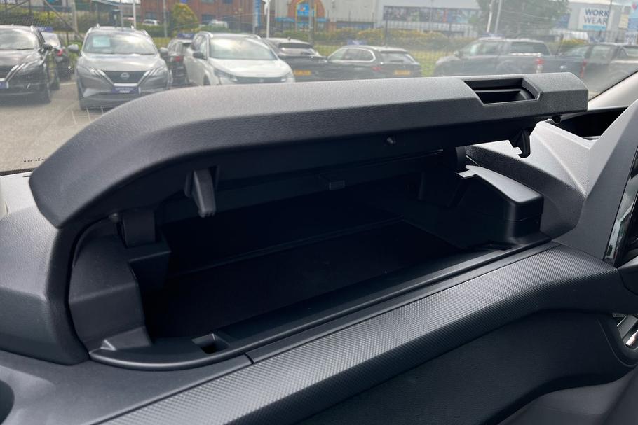 Used Ford TRANSIT CUSTOM KMZ9872 18