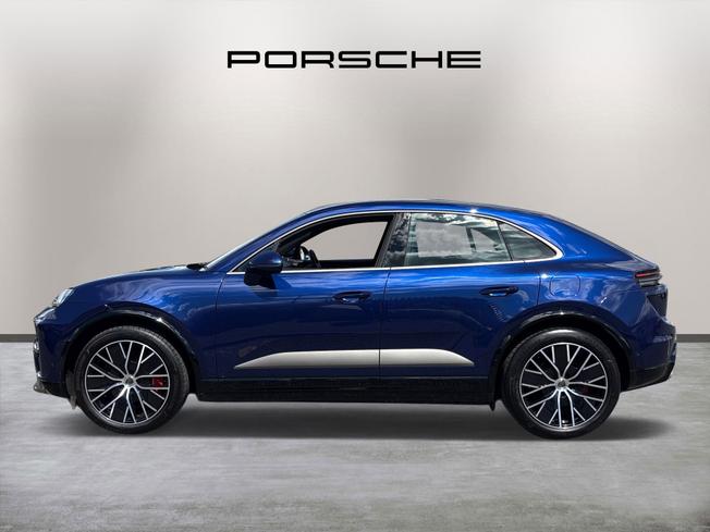 PORSCHE Macan Photo 4