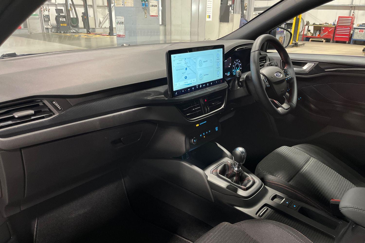 Ford Focus Photo 17