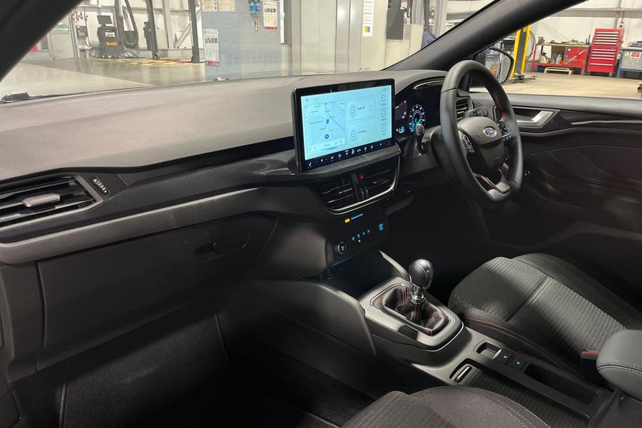Ford Focus Photo autoimg-8c2506aeac2637a2207dfb5e874016a60ea88a66.jpg