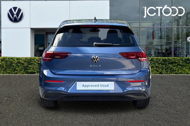 VOLKSWAGEN Golf Photo 7