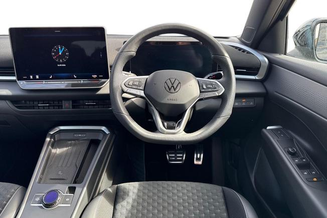 VOLKSWAGEN T-Roc Photo 11