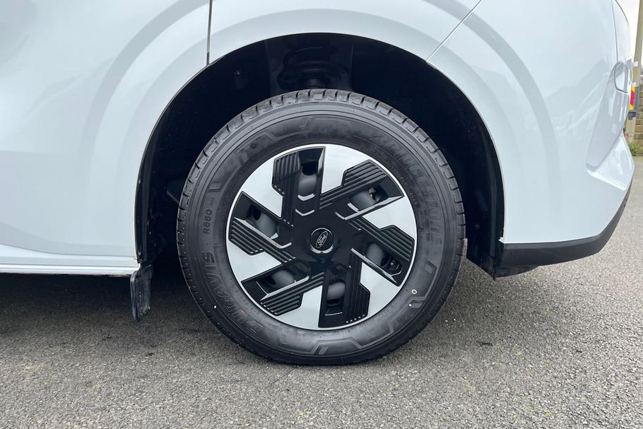 Used Ford E-TRANSIT CUSTOM MJ75WJL 38