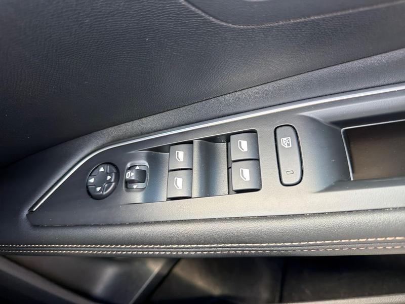 Used Peugeot 3008 FG24NSZ 24