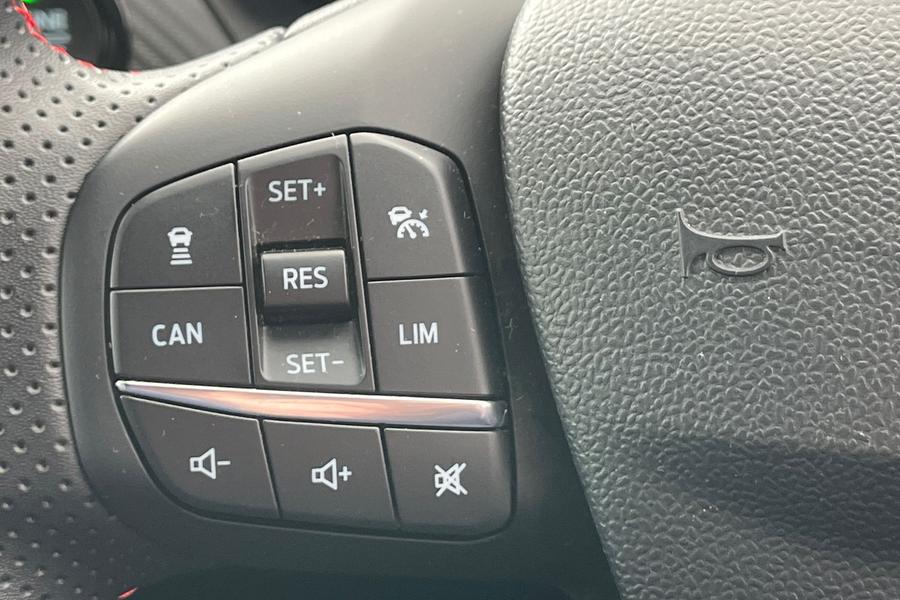 Ford PUMA Photo autoimg-8c31e3a35576645a81429934ce62b6c3cf59b26e.jpg