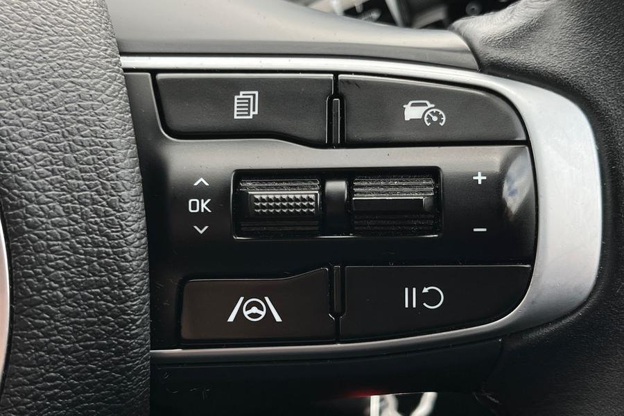Kia SPORTAGE Photo autoimg-8c32386ec2c50b6614ad1fbb52118cae9229a310.jpg