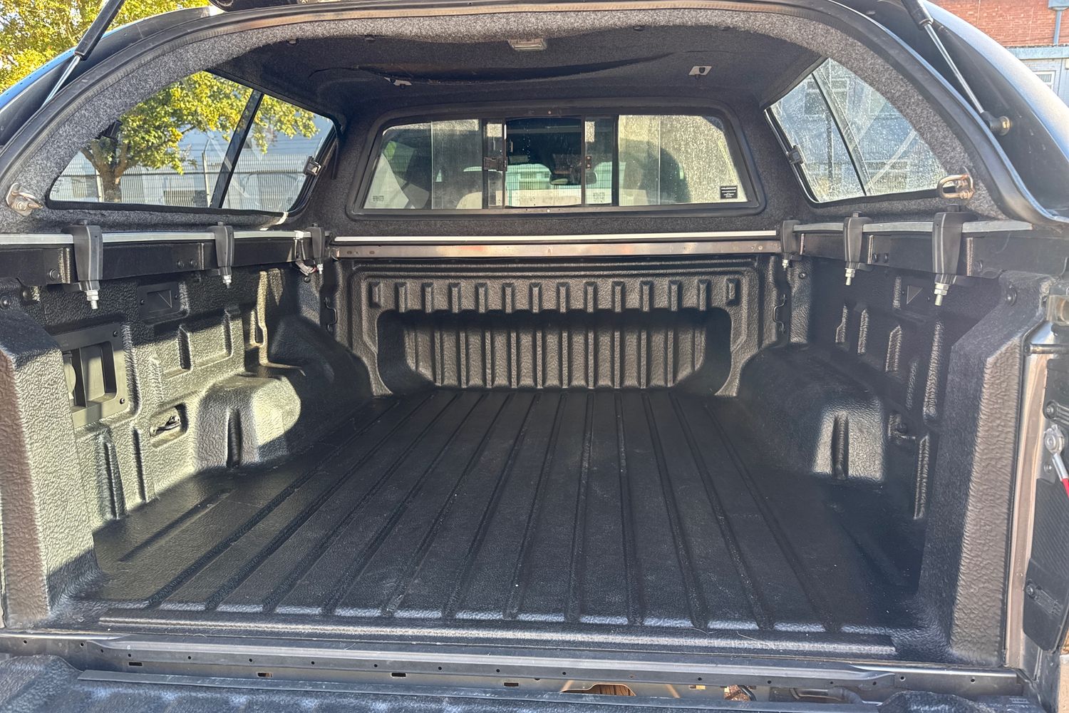 Ford RANGER Photo 3
