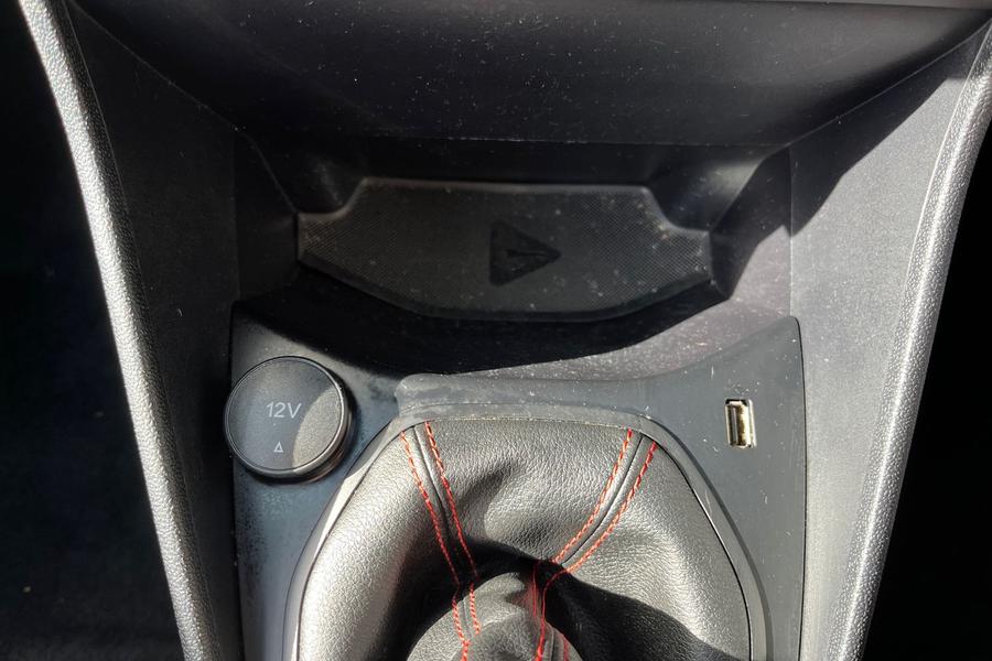 Ford Fiesta Photo autoimg-8c36b88f033211abb92456df9b3f2413f46bdd18.jpg