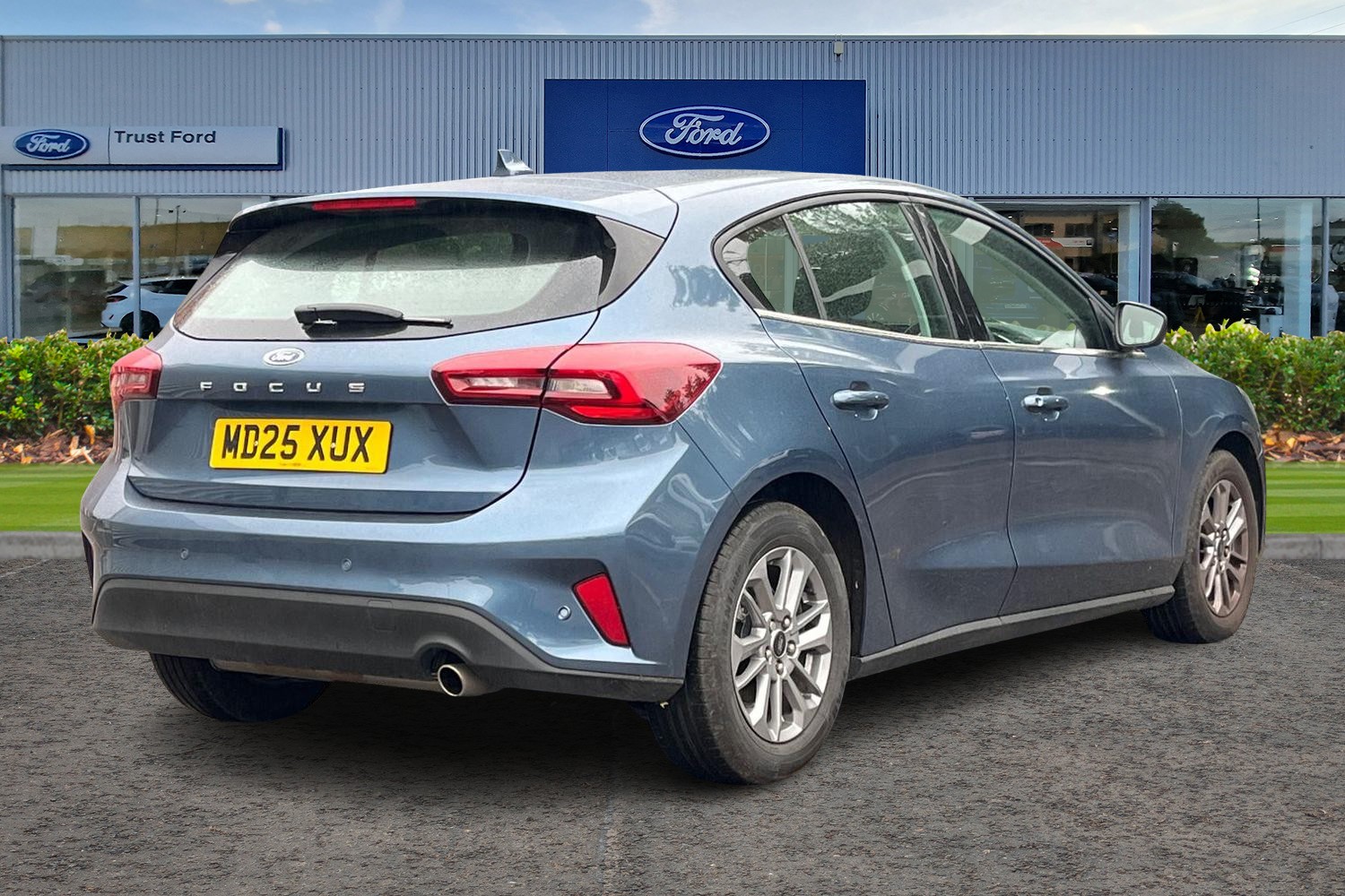 Ford FOCUS Photo 3