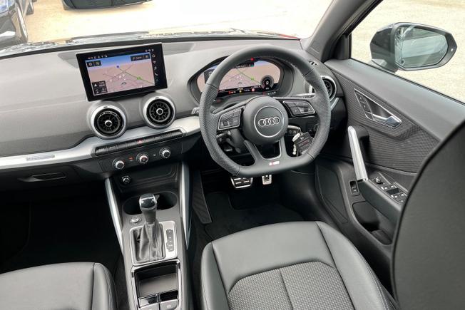 AUDI Q2 Photo 35