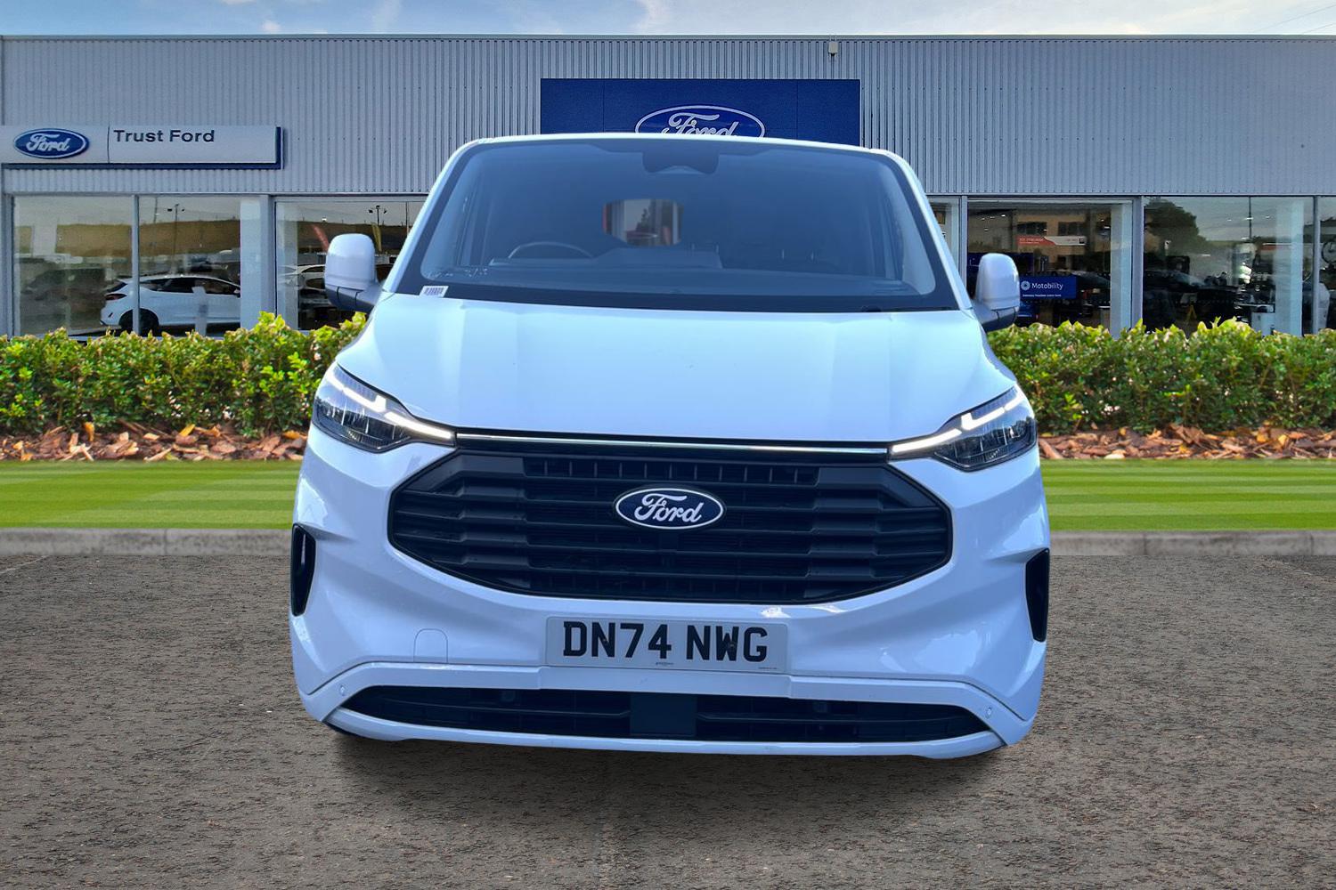 Ford TRANSIT CUSTOM Photo 11