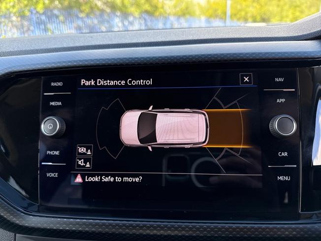 VOLKSWAGEN T-Cross Photo 39